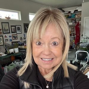 Meet your Posher, Linda